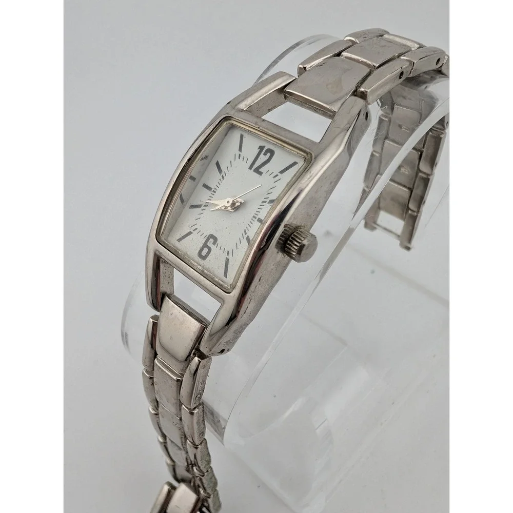 Time & Tru Tank Watch Women 20mm Silver Case 7